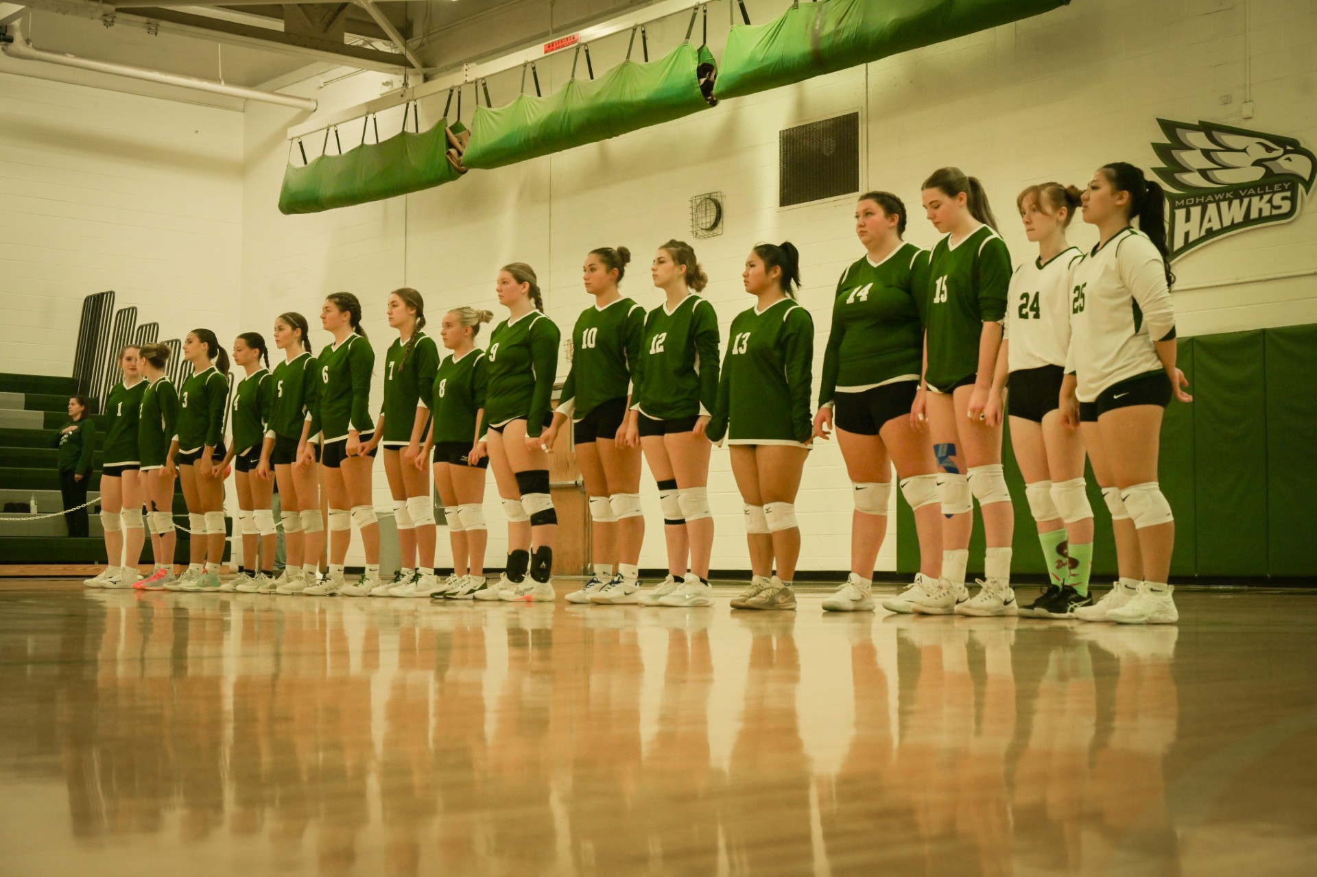 Hawks Volleyball Competes Strongly in Opening Weekend Pod